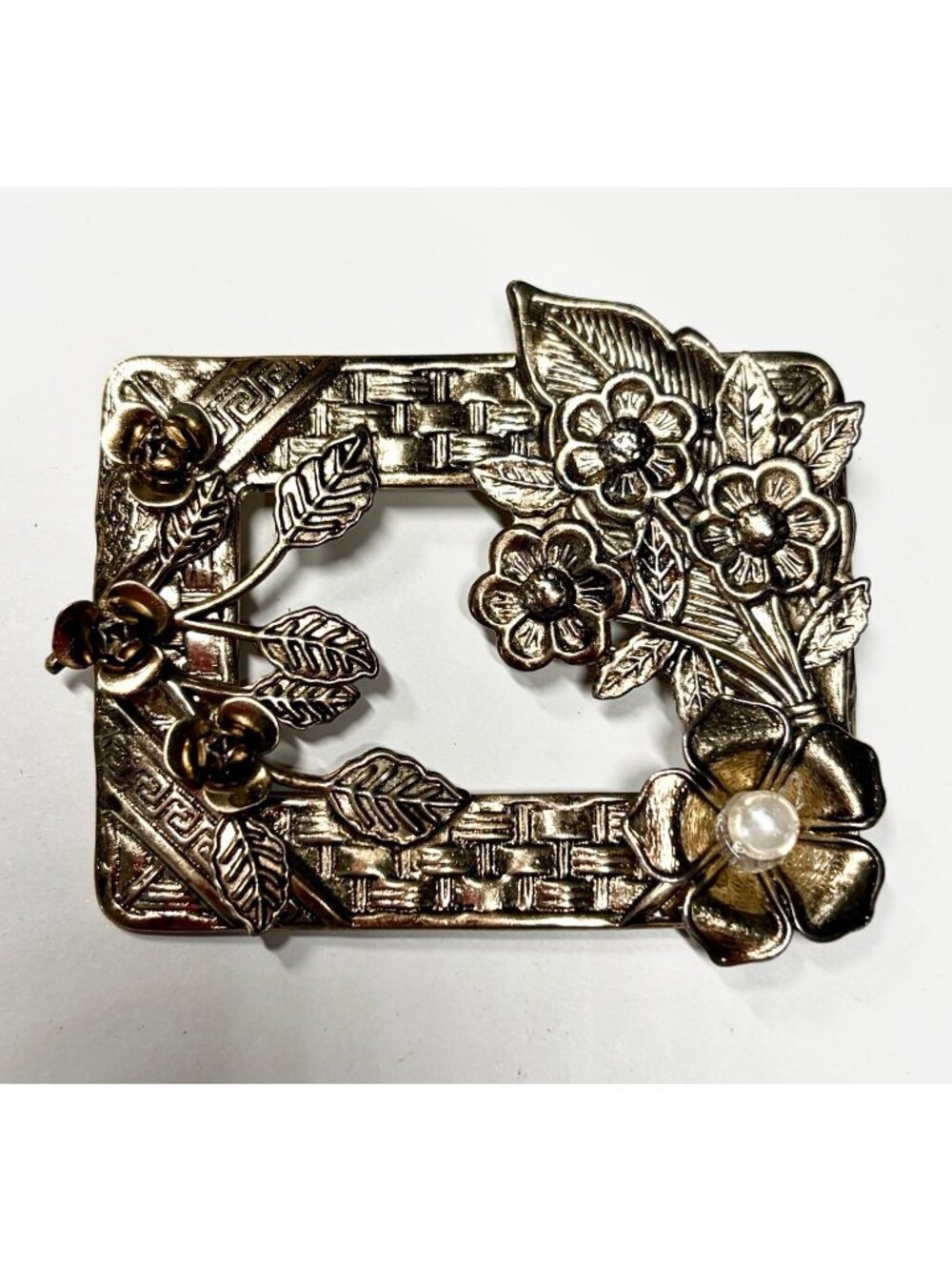 Vintage Gold Tone Floral Openwork Frame Brooch Simulated Pearl Rose Pin 2 Inch